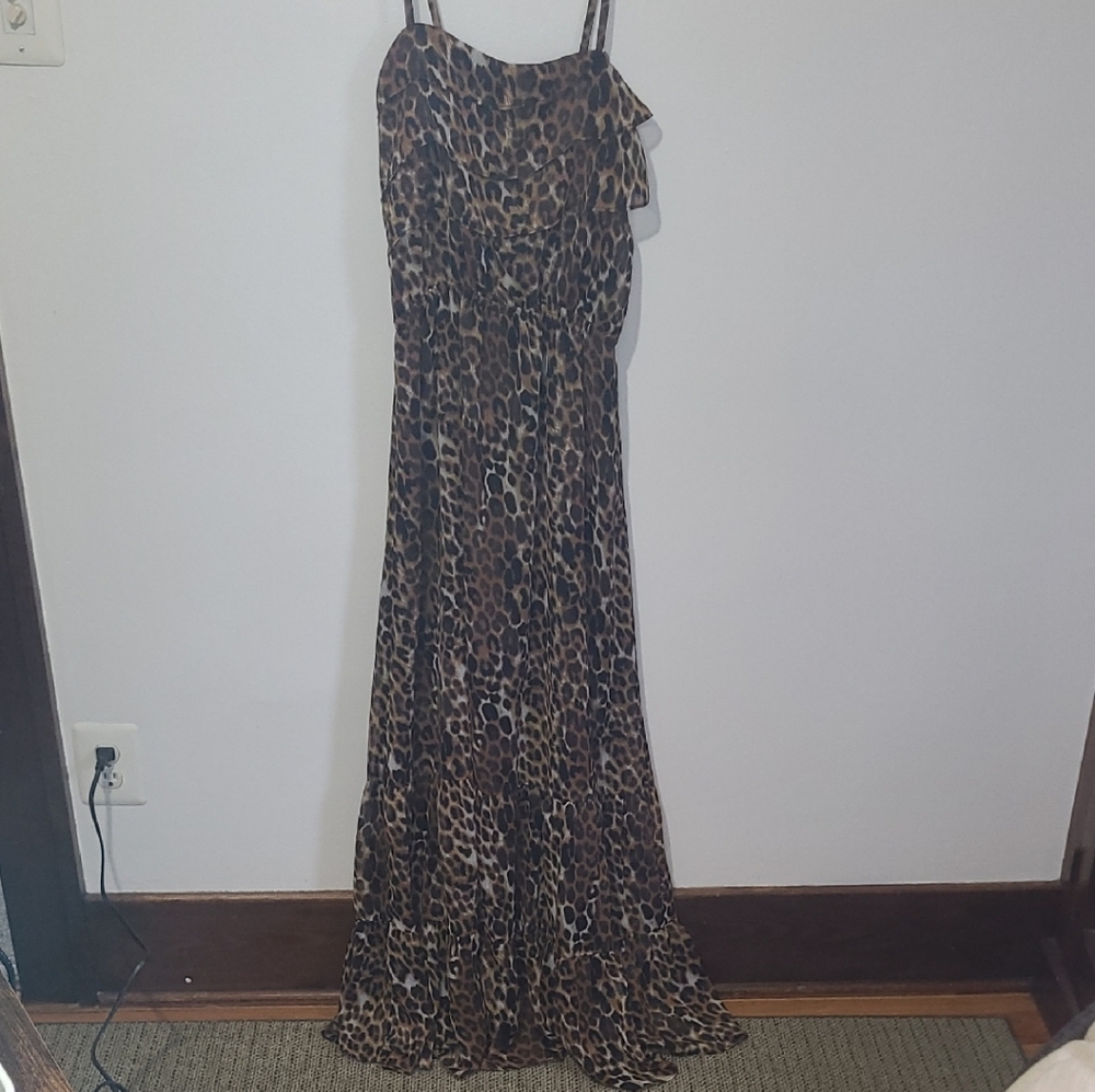 Express Black and White Sleeveless Maxi Sundress